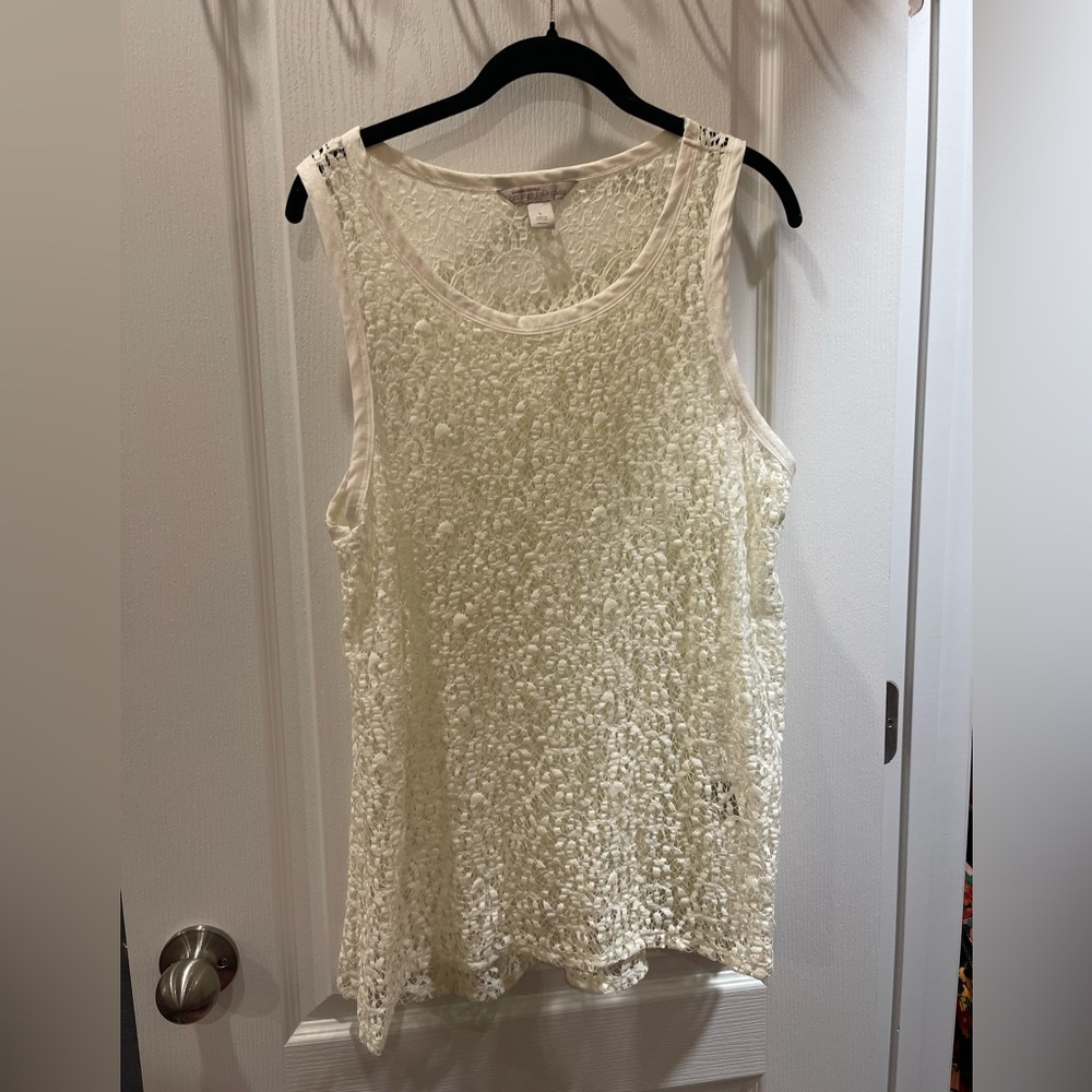 Lace polyester top size L